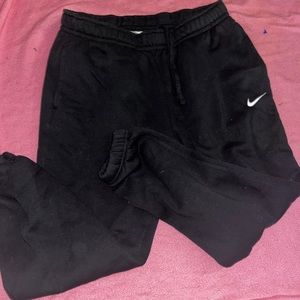 BRAND NEW BLACK NIKE JOGGERS (NEVER WORN)